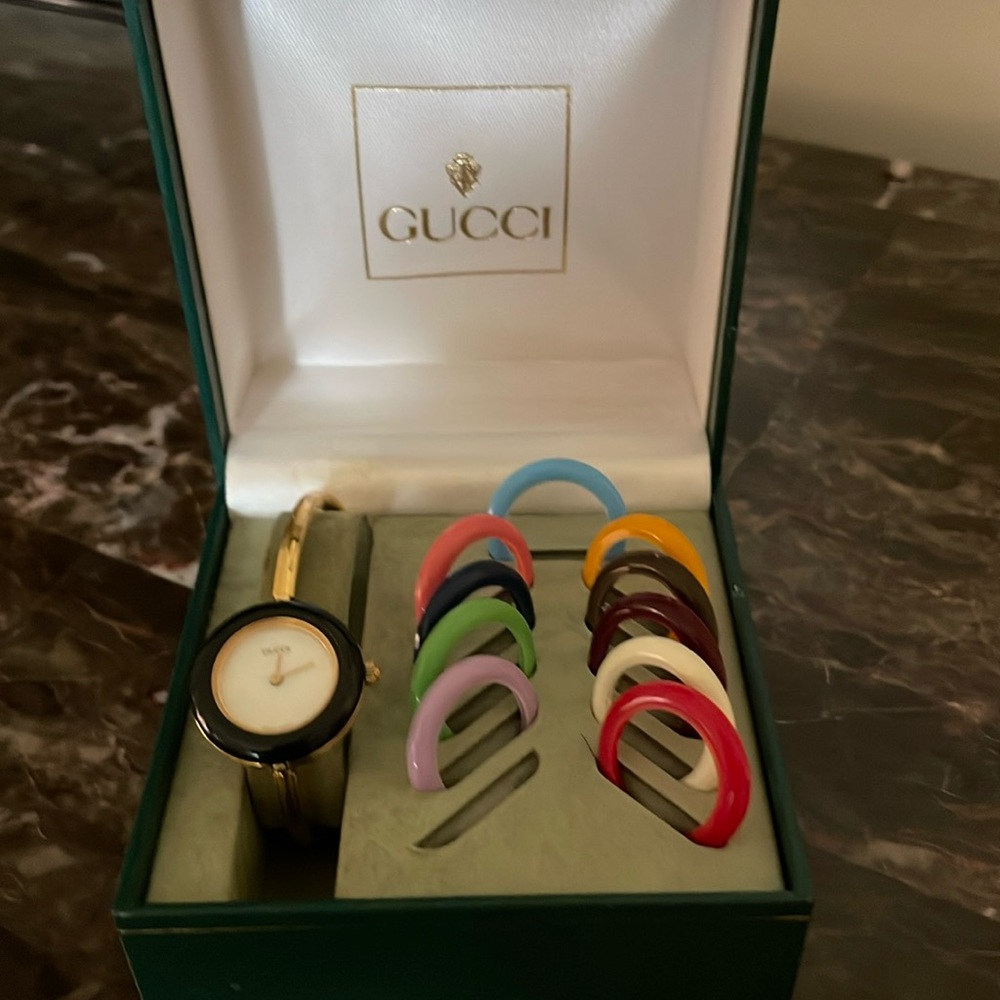 Original Gucci Watch With Colors Bevels
